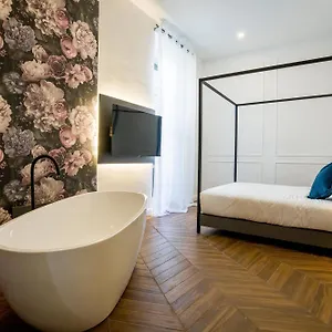 Palazzo Dei Conti Bed & Breakfast